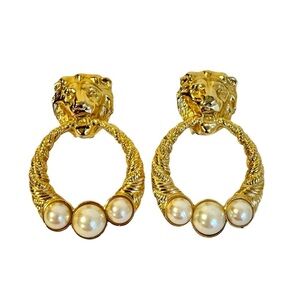 Vintage‎ Door Knocker Earrings Clip On Lion Head Gold Tone Pearl 90s Maximalist